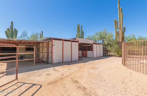 7839 Dixileta Dr, Scottsdale AZ exterior