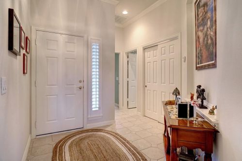 9404 Orangewood Trl, Denton TX  76207-8622 exterior