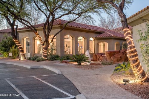 5751 Kolb Rd, Tucson AZ  39204-0871 exterior