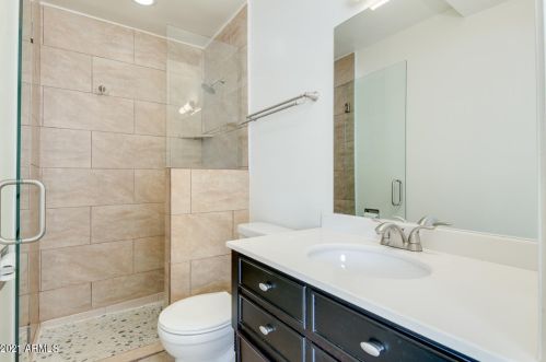 4333 17 Ave, Phoenix AZ 85085-6300 exterior