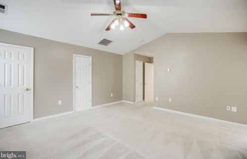 6249 Oakland Dr, Woodbridge VA  22193-7017 exterior