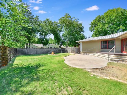 1502 16 St, Georgetown TX 78626-7063 exterior