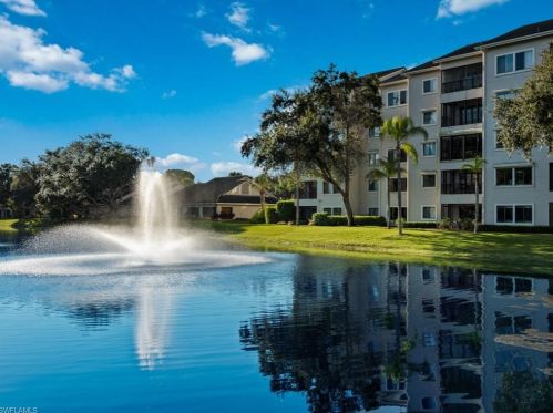 201 Arbor Lake Dr, Naples FL  34110-8637 exterior