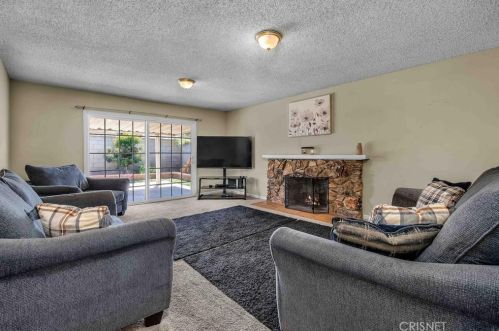 1852 Cyrene Dr, Long Beach, CA 90746-2932