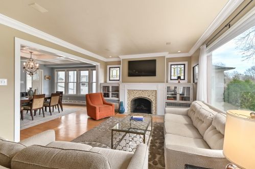 5616 Washington Blvd, Milwaukee WI 53208-1647 exterior