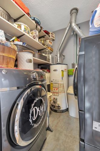 217 Peterson Ave, Marion OH  43302-4540 exterior