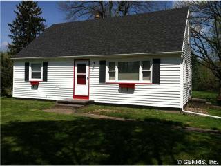 650 Ogden Parma Town Line Rd, Spencerport, NY 14559-1104