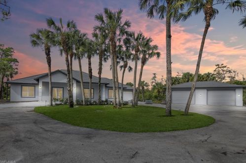 835 11th St, Naples FL  34117-2286 exterior