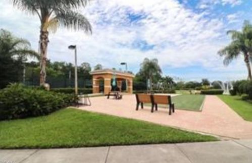 1875 Florida Club Dr, Naples FL  34112-8704 exterior