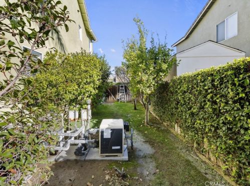 8055 La Crosse Way, Riverside CA  92508-6142 exterior