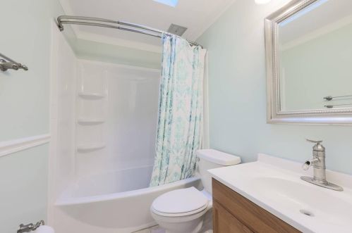 5719 Tall Oaks Dr, Milford OH  45150-2525 exterior