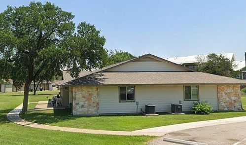 1623 Northwest Blvd, Georgetown TX  78628-3430 exterior