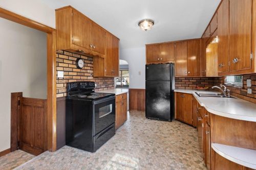 1138 Thrush St, Green Bay WI  54303-4336 exterior