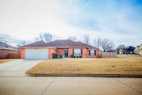 5521 8th Ave, Stillwater, OK 74074-1105