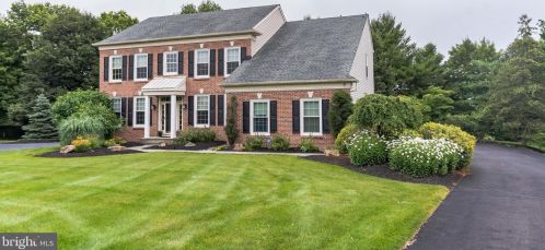 611 Dunburry Dr, Prospectville, PA 19002-1868