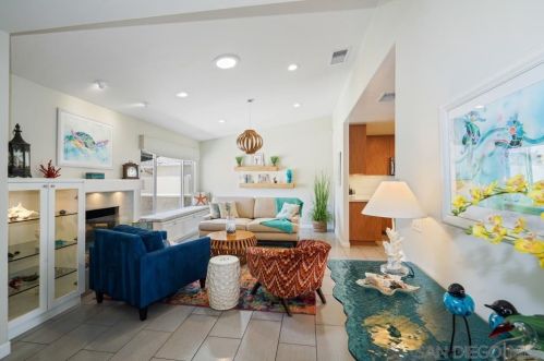 6740 Amberly St, San Diego, CA 92120-2110