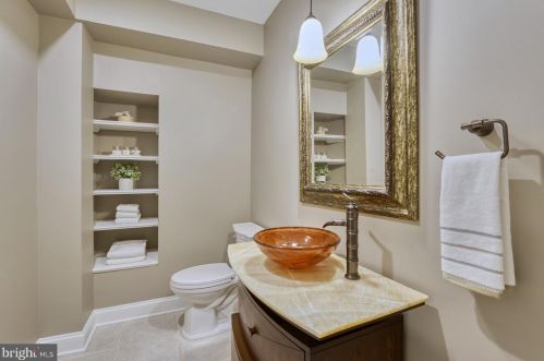 40280 Spectacular Bid Pl, Leesburg VA  20176-7173 exterior