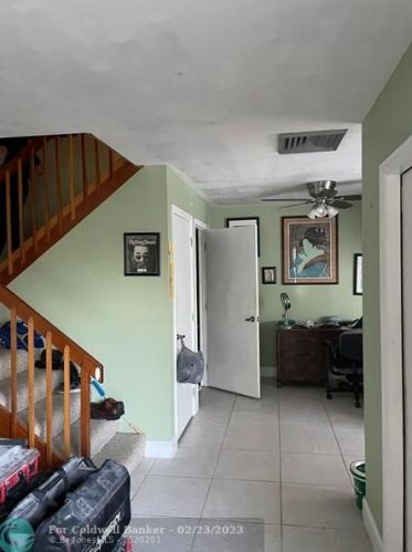 10 Amherst Ct, West Palm Beach, FL 33411-8678