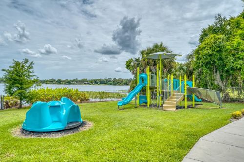 904 Wintergreen Blvd, Casselberry FL  32730-2928 exterior