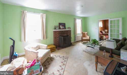 1921 Bunker Hill Rd, Washington, DC 20018-3271