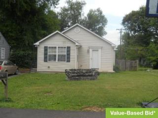 3927 Briargate Ave, Knoxville, TN 37919-4561