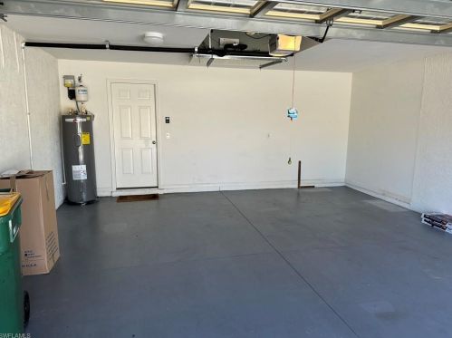 2043 Morning Sun Ln, Naples, FL 34119-3326