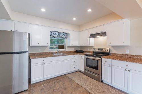 6651 Cradle Ct, New Port Richey FL  34653-3403 exterior