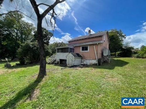 7569 Porters Rd, Esmont, VA 22937-2113