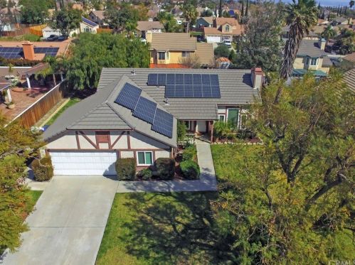 2511 Quince Ave, Rialto, CA 92377-8851