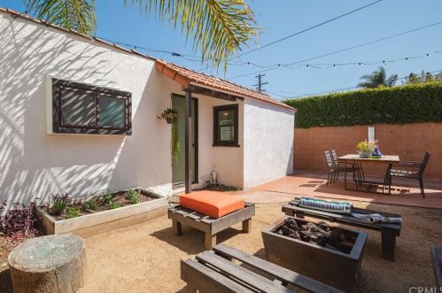 3630 California Ave, Long Beach CA  90807-4108 exterior