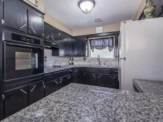 2737 Plymouth Ln, Oklahoma City OK  73120-3015 exterior
