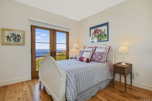 1128 Palos Verdes Dr, Palos Verdes Estates CA 90274-0015 exterior