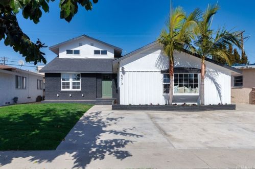 6413 Belen St, Long Beach, CA 90815-1544
