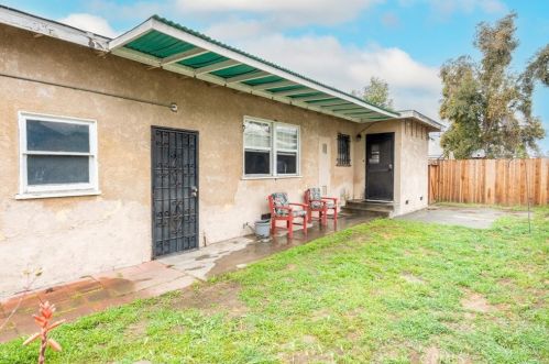 2255 Canal Ave, Long Beach CA  90810-3566 exterior
