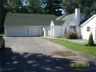 7619 Pilliod Rd, Holland, OH 43528-8661