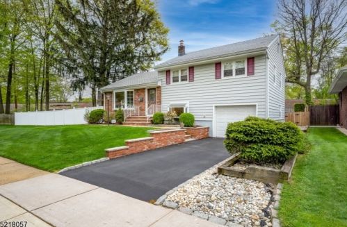 44 Colfax Ave, Roselle Park, NJ 07204-1325