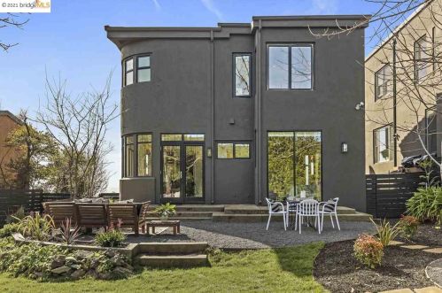 6310 Contra Costa Rd, Oakland CA 94618-2144 exterior