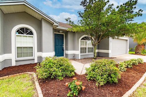 10546 Carloway Hills Dr, Wimauma, FL 33598-6128
