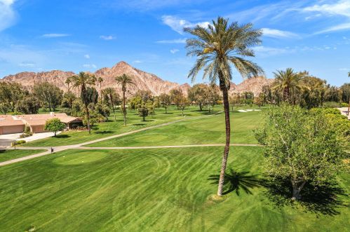 49131 Washington St, La Quinta CA  92253-2214 exterior