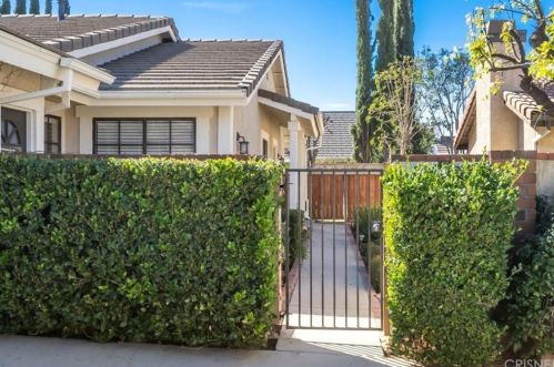 25841 Turquesa Dr, Santa Clarita, CA 91355-2160