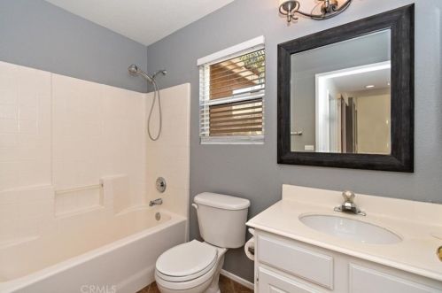 1630 Ravenswood Rd, Beaumont CA  92223-5149 exterior