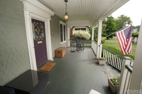 368 Middlesex Ave, Metuchen NJ  08840-1536 exterior