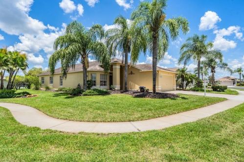 11803 Aintree Ct, New Port Richey, FL 34655-7161