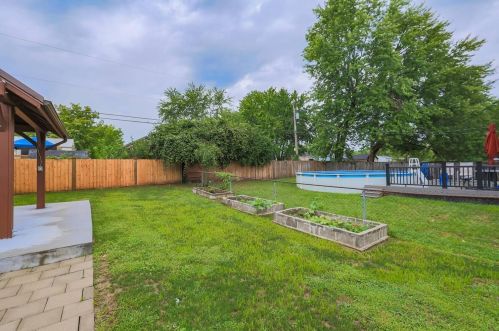 5719 Tall Oaks Dr, Milford OH  45150-2525 exterior