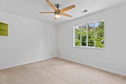 1468 Townview Ave, Santa Rosa CA  95405-7561 exterior