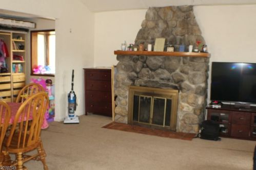 10 Lakeview Trl, Andover NJ  07821-3119 exterior
