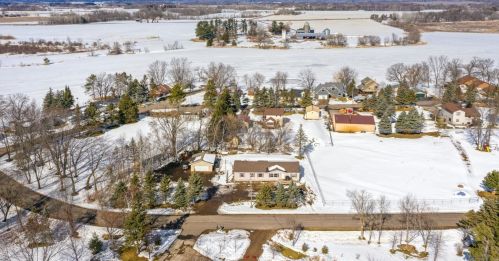 4879 336th Ln, Spectacle Lake, MN 55008-4108
