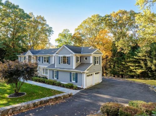 107 Highline Trl, Stamford, CT 06902-1003