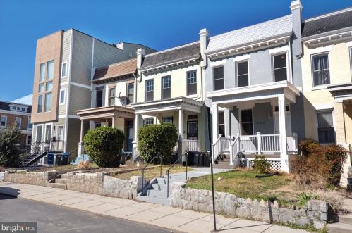 465 Luray Pl, Washington, DC 20010-2526