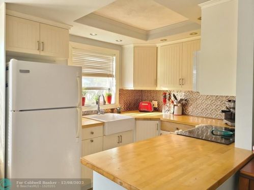 174 Kent J, West Palm Beach, FL 33417-1720